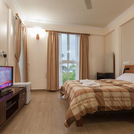 Relax Beach Inn Мале Экстерьер фото