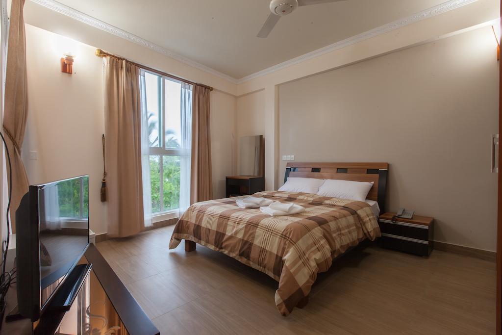 Relax Beach Inn Мале Экстерьер фото
