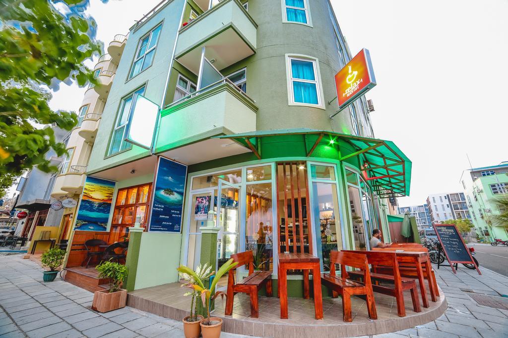Relax Beach Inn Мале Экстерьер фото