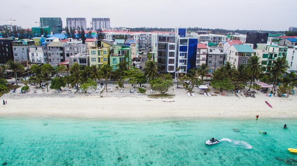 Relax Beach Inn Мале Экстерьер фото