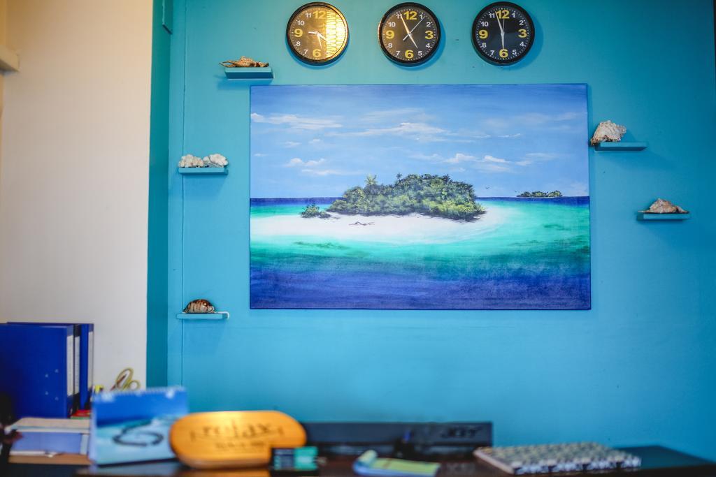 Relax Beach Inn Мале Экстерьер фото