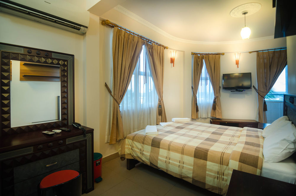 Relax Beach Inn Мале Экстерьер фото
