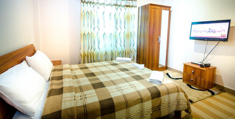 Relax Beach Inn Мале Экстерьер фото