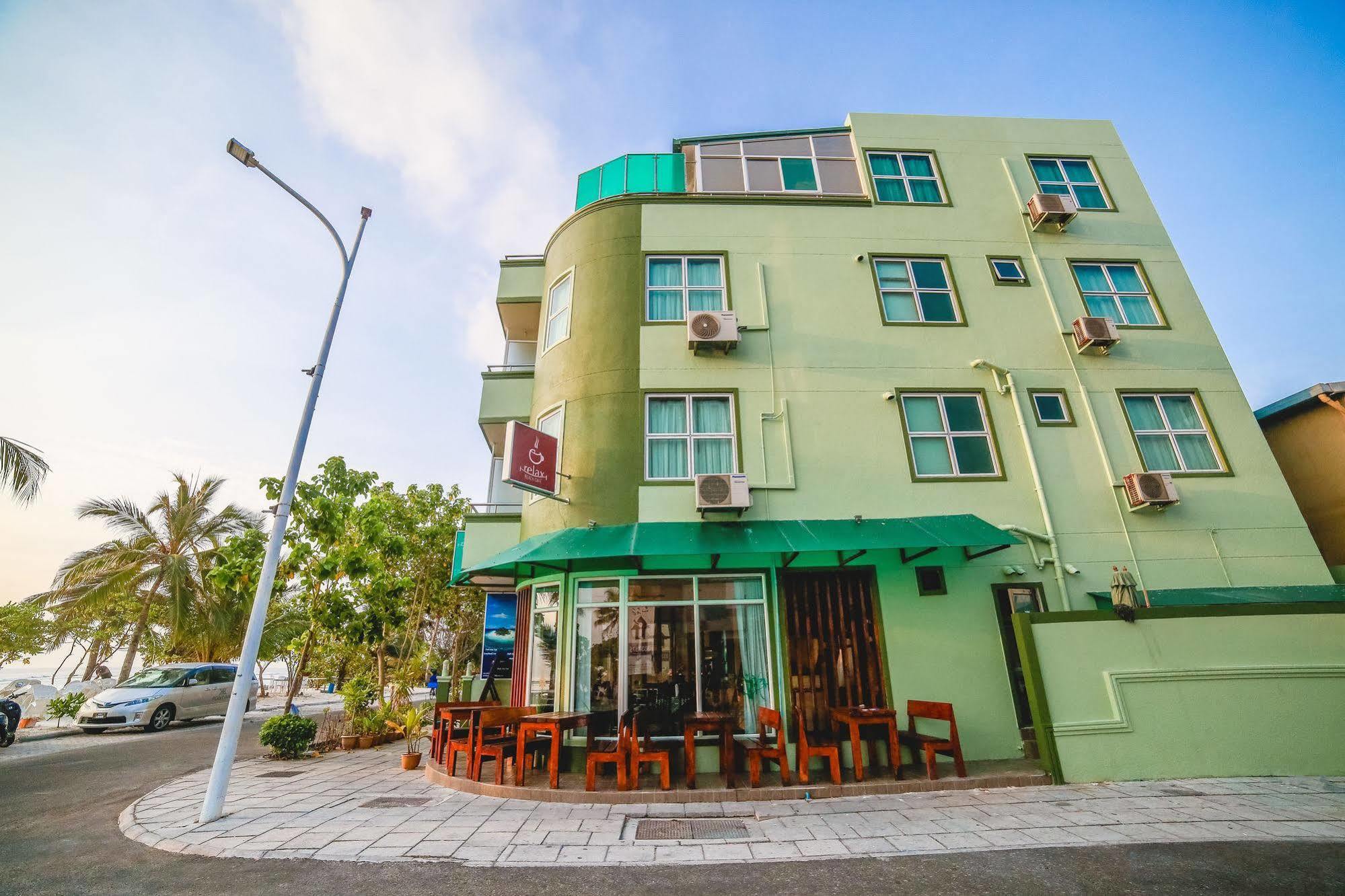 Relax Beach Inn Мале Экстерьер фото