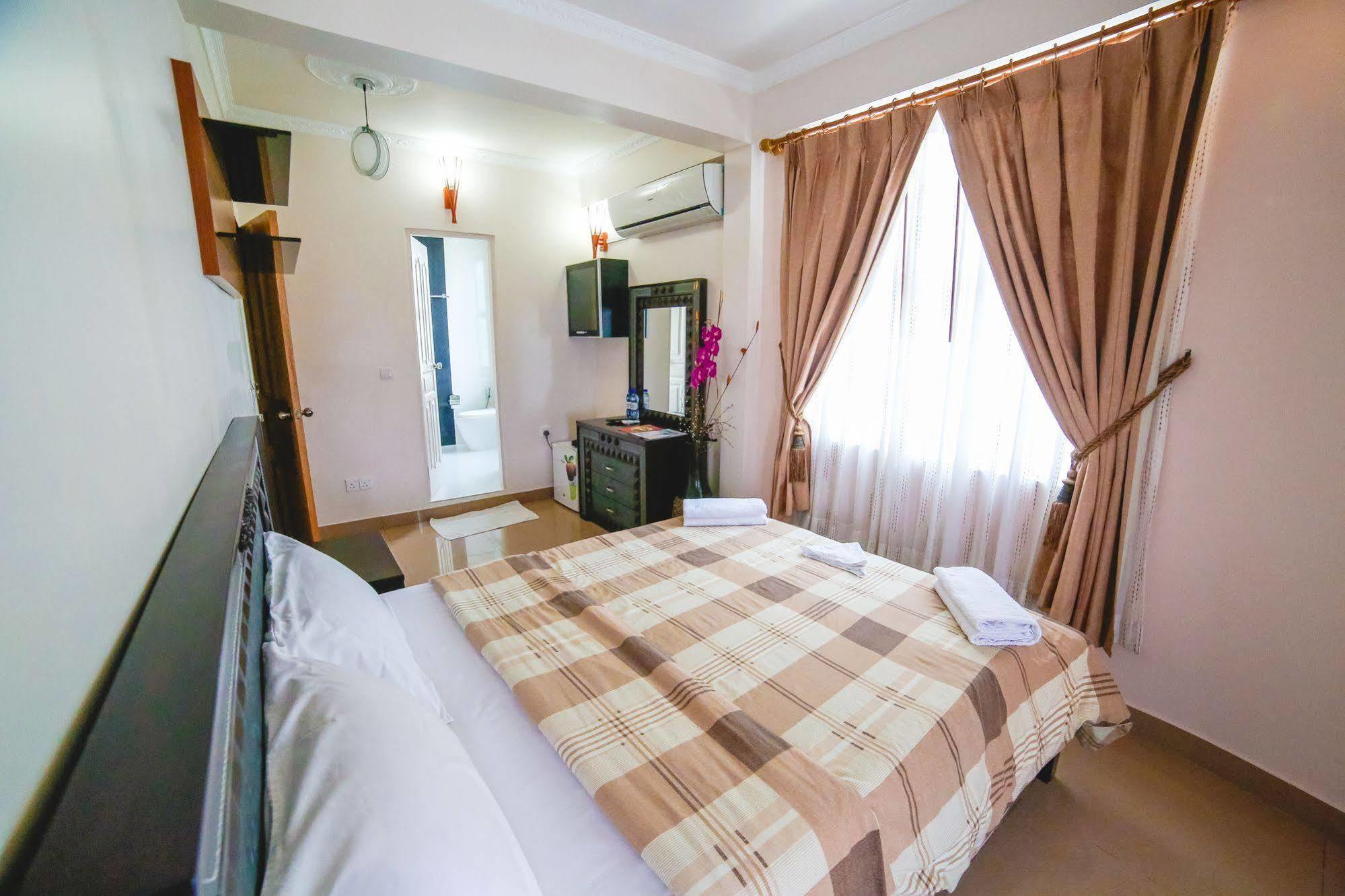 Relax Beach Inn Мале Экстерьер фото